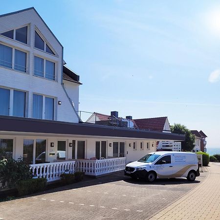 Ferienwohnung Mit Meerblick Und Terrasse - Nur 50 Meter Zum Strand - Inklusive Eigenem Parkplatz Und Fahrradunterstellplatz Sierksdorf Exterior photo